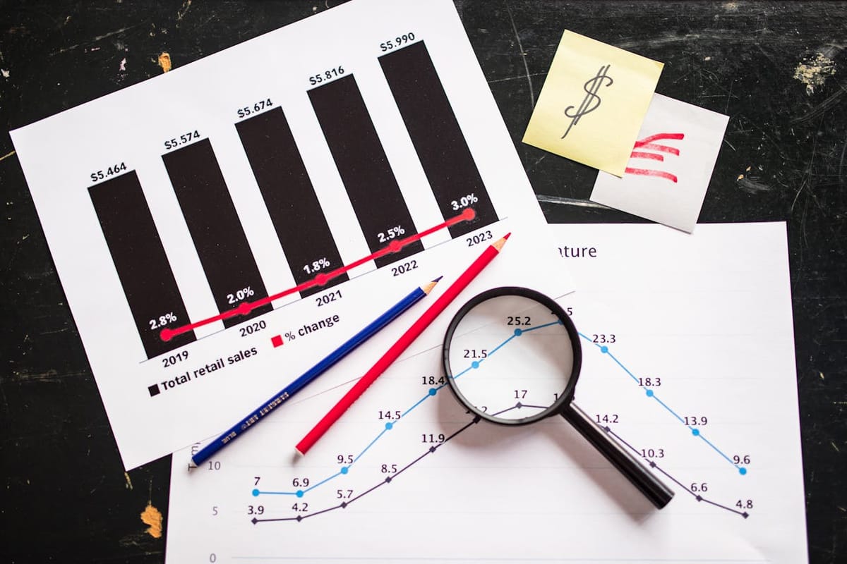 How to Build a Dividend Growth Portfolio: 7 Stocks Paying 10%+ by 2030